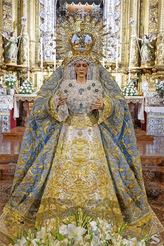 charorey16's tweet photo. @patite3 Esperanza Macarena 🙏 https://t.co/H4jOsgspKs