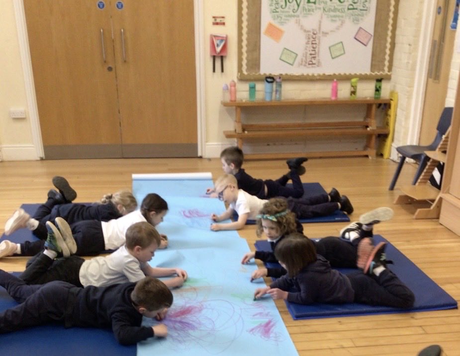 Robin class have been busy interpreting Vivaldi’s Four Seasons into dance and art. #music #art #eyfs