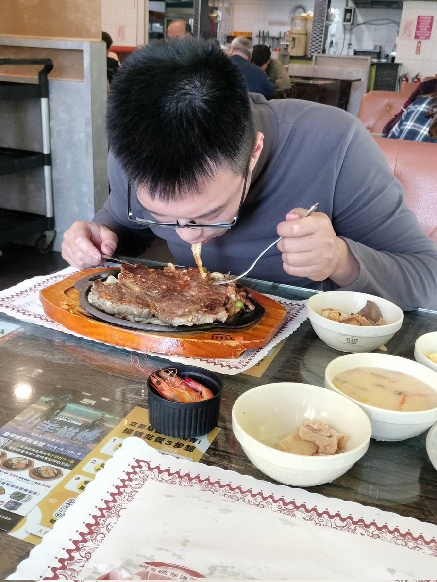 八咫鈴音 tweet media