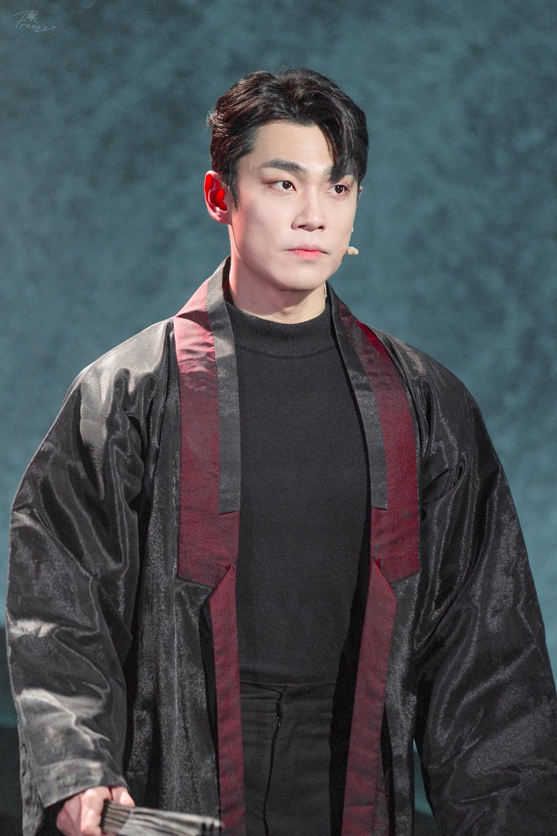 260312 뮤지컬 [초록] 커튼콜데이                                                                                            

류인/영진 #김찬종