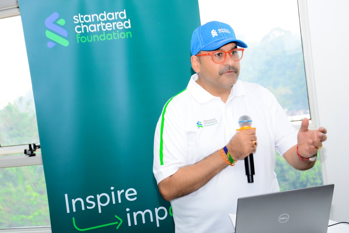 Standard Chartered UG tweet media