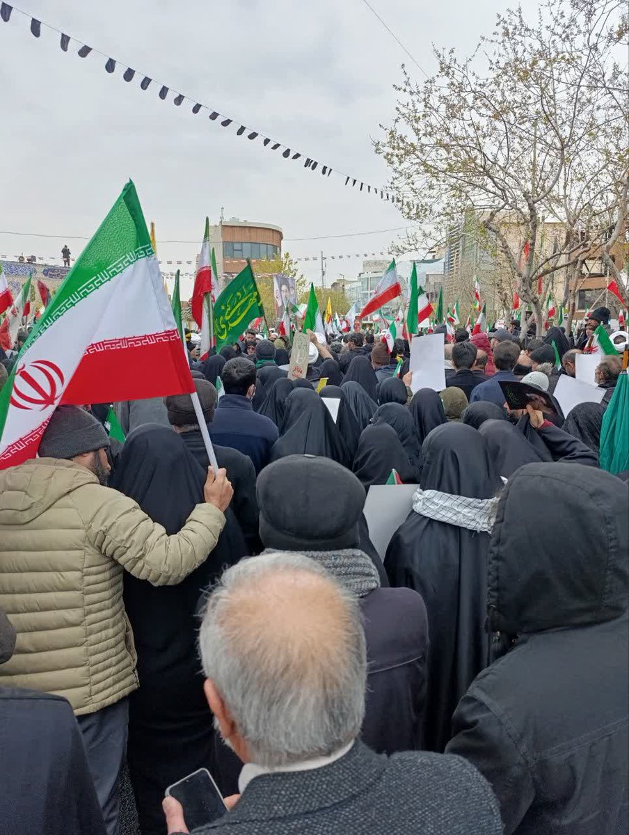 روز قدس روز حماسه روز خون و قیام 
در شهر قم
#ایران_بیت_المقدس
#ناجی_قدس