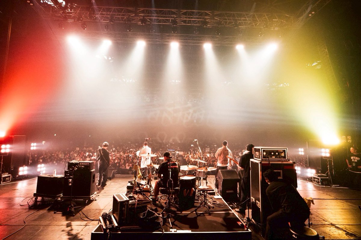 【RUMBLE×JAG 2026】
BACK DROP BOMB <a href="/BDB_JP/">BACK DROP BOMB</a> 

オリジナルでチャンピオンなサウンドは30年の時を経て圧倒的なものに。細胞ごと反応してしまう日本のミクスチャーアンセムの猛攻。他の追随を許さないオリジネイター、BDBが作り出す全ての人が踊るマキシマムなサウンド炸裂。

#ゴロゴロでギザギザ
