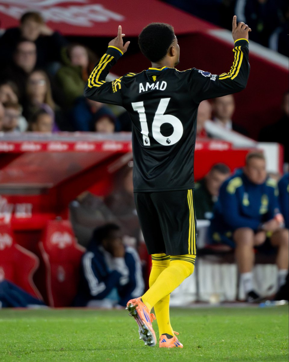 Manchester United fans: 
Start one against Aston Villa