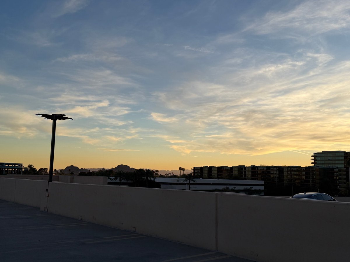 bbymdiaa_'s tweet photo. sunset state of mind 🌞 https://t.co/WcEK0HAYXk