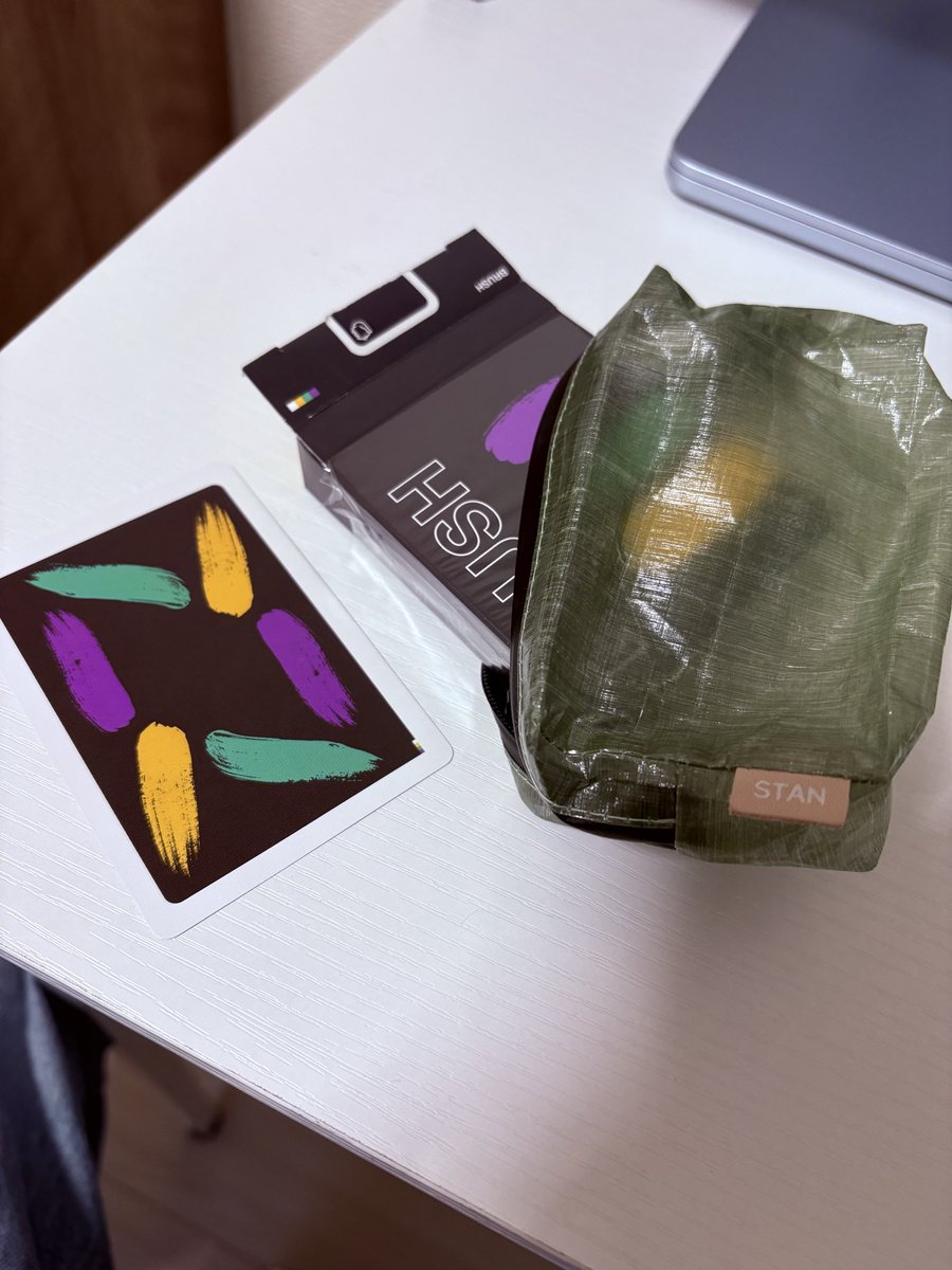 ゲンボ tweet media