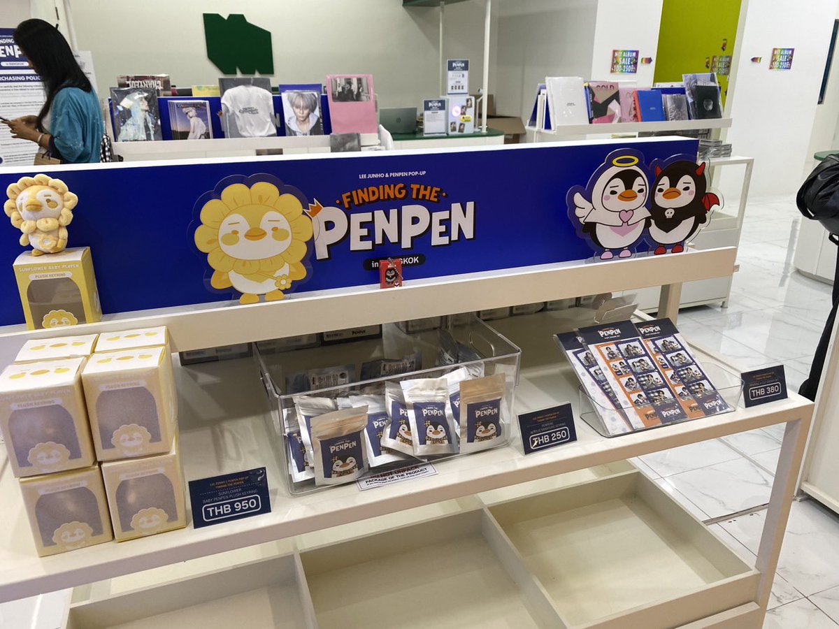 KPOPMERCH_TH tweet media