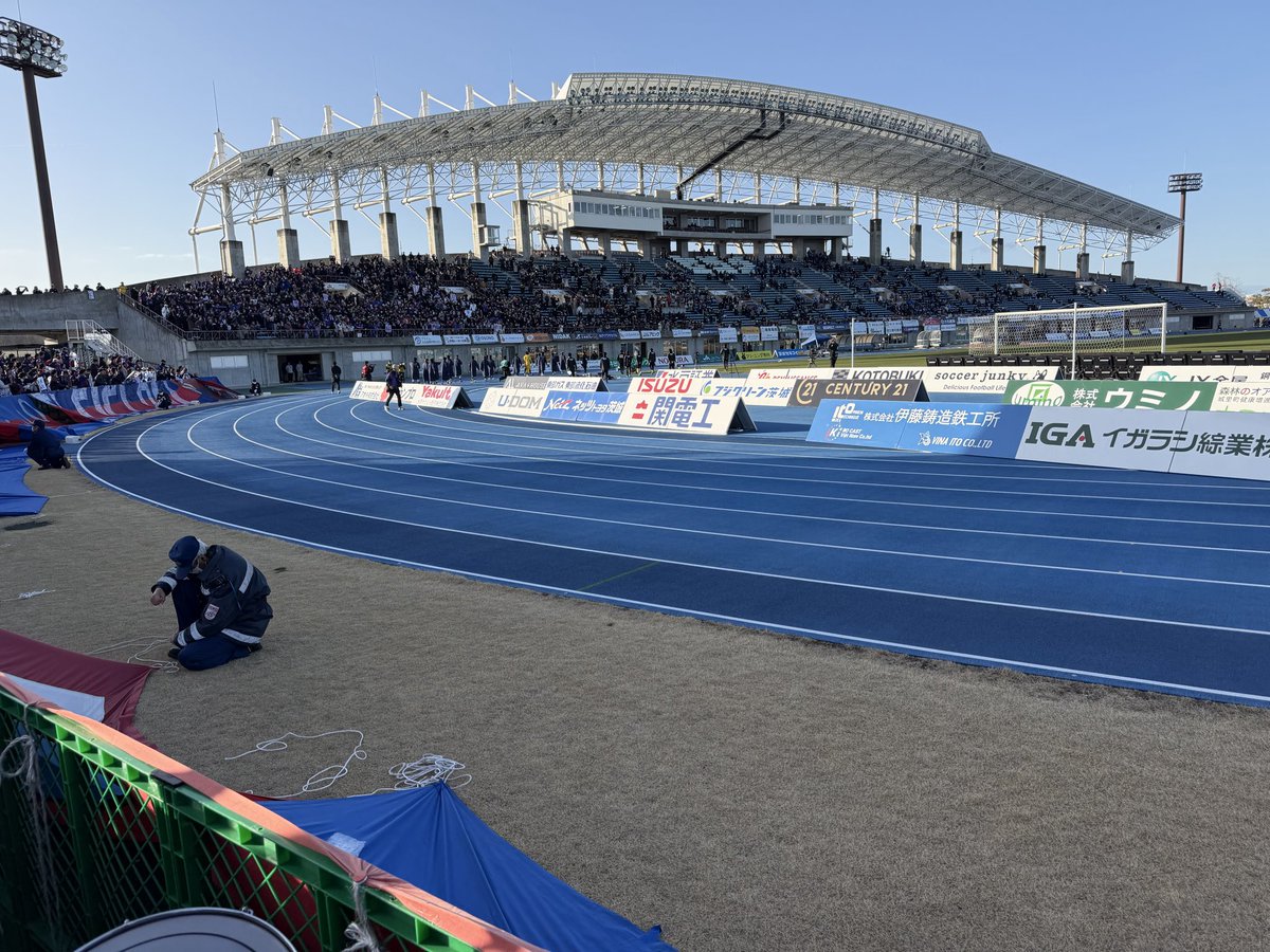 iamsoluckyman01's tweet photo. 1-1 （6-5）
どうしてもスタンドものんびりしちゃうような空気感を壊しきれなかった
1を失ったイメージの方が強いゲームだから消化不良な気持ちだけど、勝たないといけない試合が続くので、また水曜から頑張っていきましょう

お疲れ様でした！

#fctokyo #FC東京 #tokyo https://t.co/H0yZaiaD52