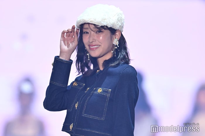 modelpress's tweet photo. 【❤️TGC 2026 S/S❤️】

元日向坂46佐々木久美、デニムジャケット姿で微笑む「キュンとした」「魅力全開」と反響

📸高画質写真
https://t.co/cyrpcutJRr

#TGC #マイナビTGC @kumi_staff https://t.co/92n9O5bq1d
