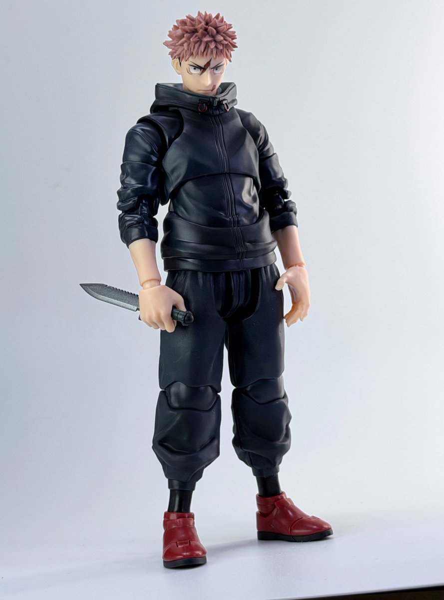 アーツ 虎杖悠仁
突っ立ってるだけで良いなぁ