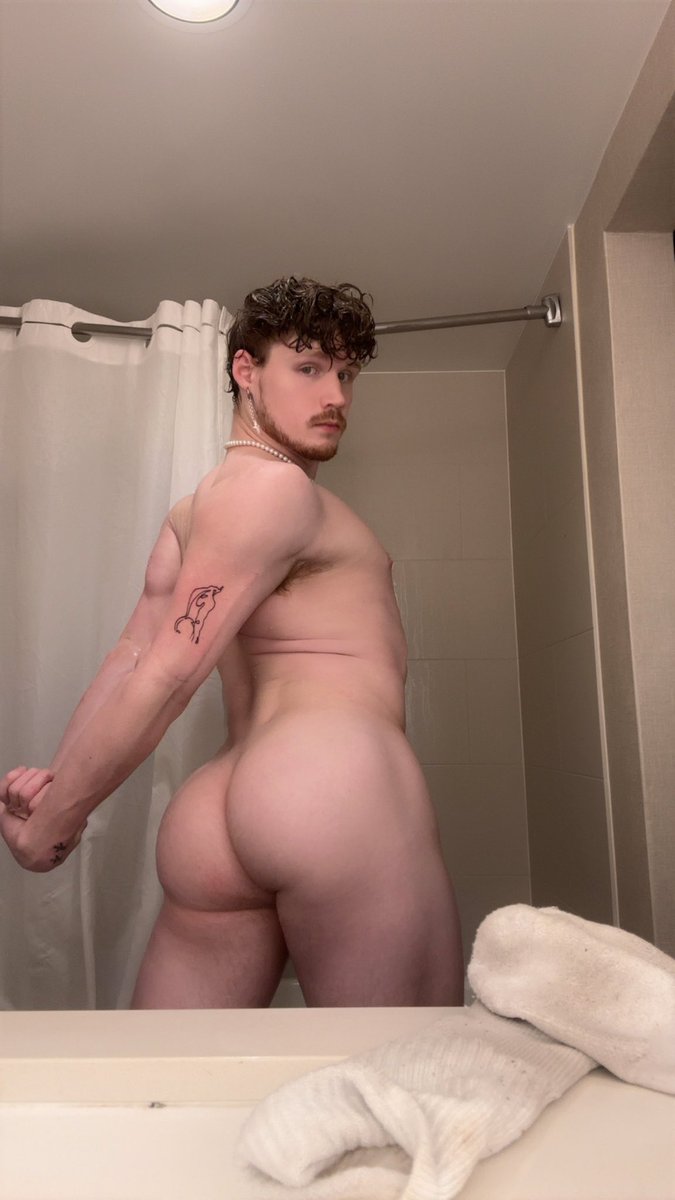 GingerBoyRed tweet media