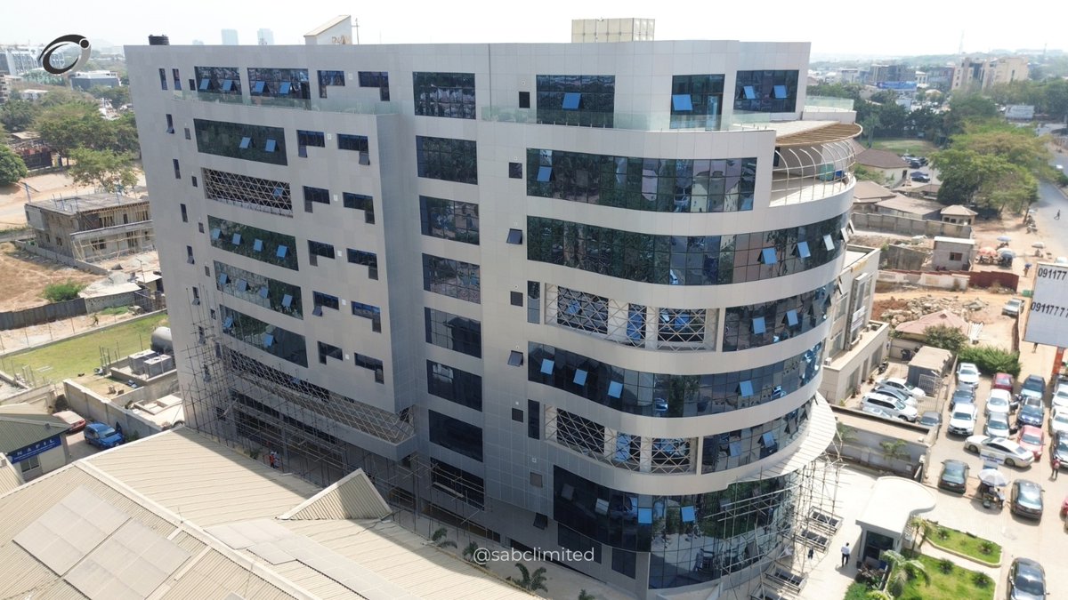 SabcLimited's tweet photo. DBN Site Update!💥 

Facade nearing completion, showcasing architectural precision &amp; modern design. 

Moving steadily toward the finish line! 

#SABCLimited #ConstructionProgress #AbujaRealEstate https://t.co/qIDS3OhDG6