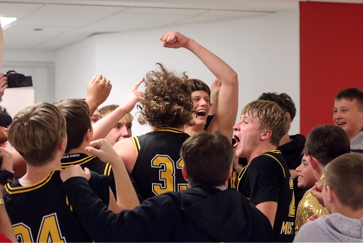 Christian Horn tweet media