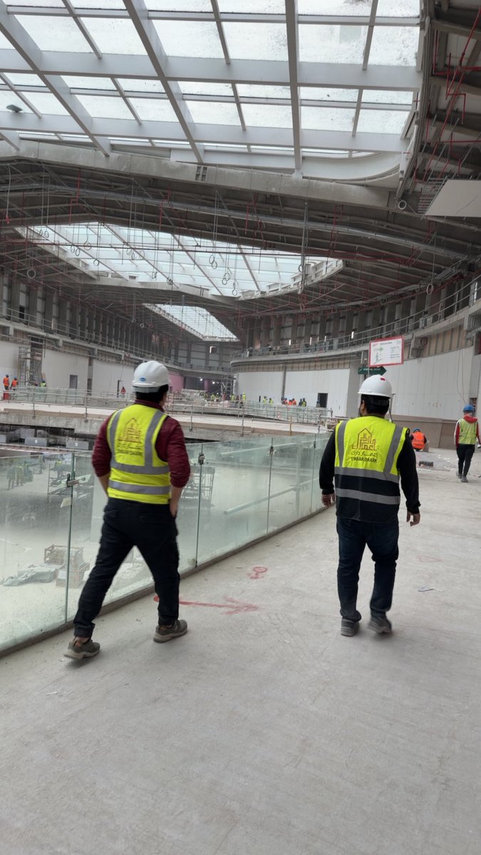 EmaarDaark's tweet photo. من أعمالنا في تركيب واجهات الرخام لمشروع الأفنيوز – الرياض، حيث نحرص على تنفيذ أعمال الواجهات بأعلى معايير الجودة والدقة في التنفيذ.
From our work in marble façade installation at The Avenues Riyadh project, delivering high-quality façade works with precision and professionalism.

#Construction #Facades #Marble #Riyadh #Contracting #المقاولات #الواجهات #الرياض