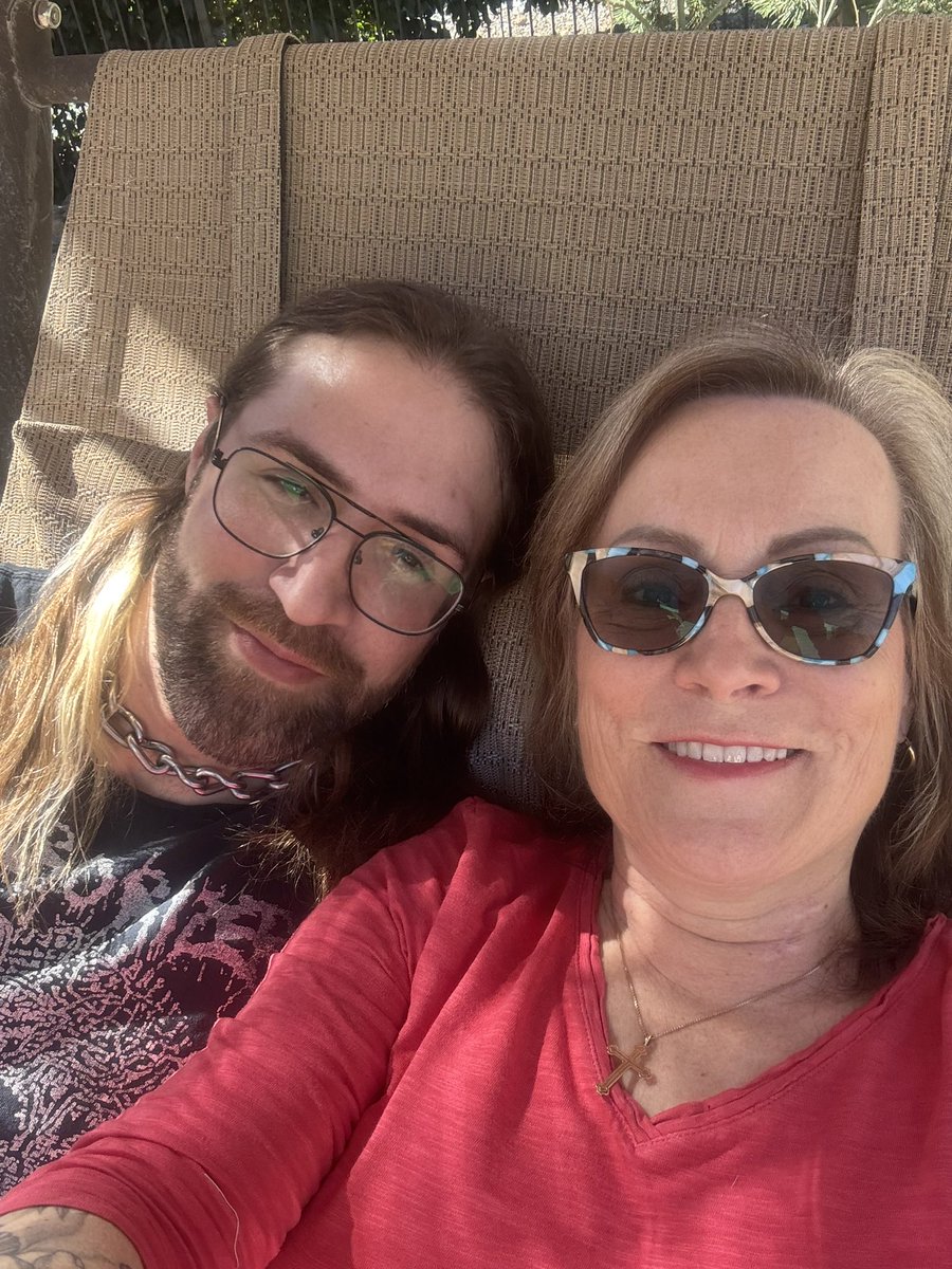 Elke ܬ̇ܝܳܕ̣ܽܘܪܰܗ Speliopoulos ♱ 📿 tweet media