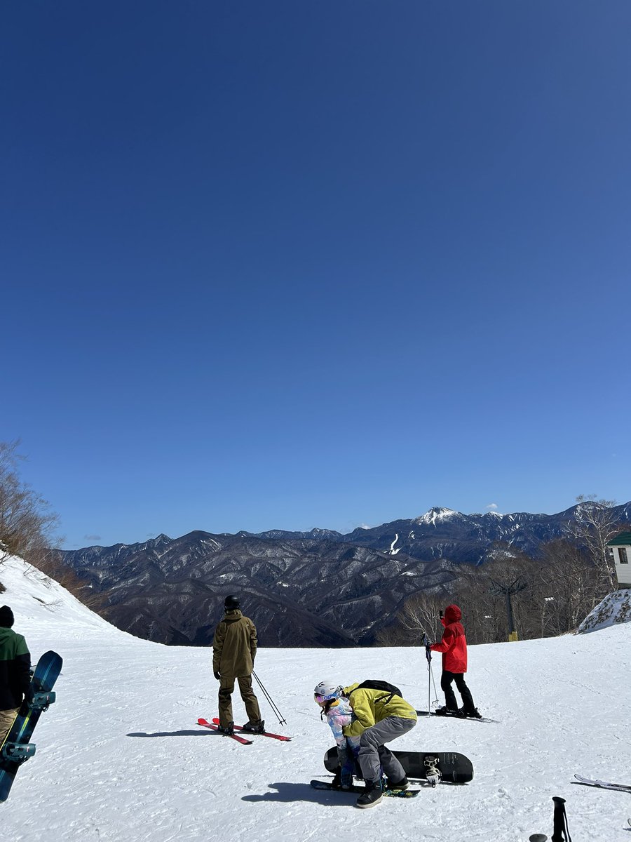aaa_mi_1's tweet photo. ホワイトワールド尾瀬岩鞍きました！
雪もいい感じです🫶 https://t.co/HNXpgMpAqs