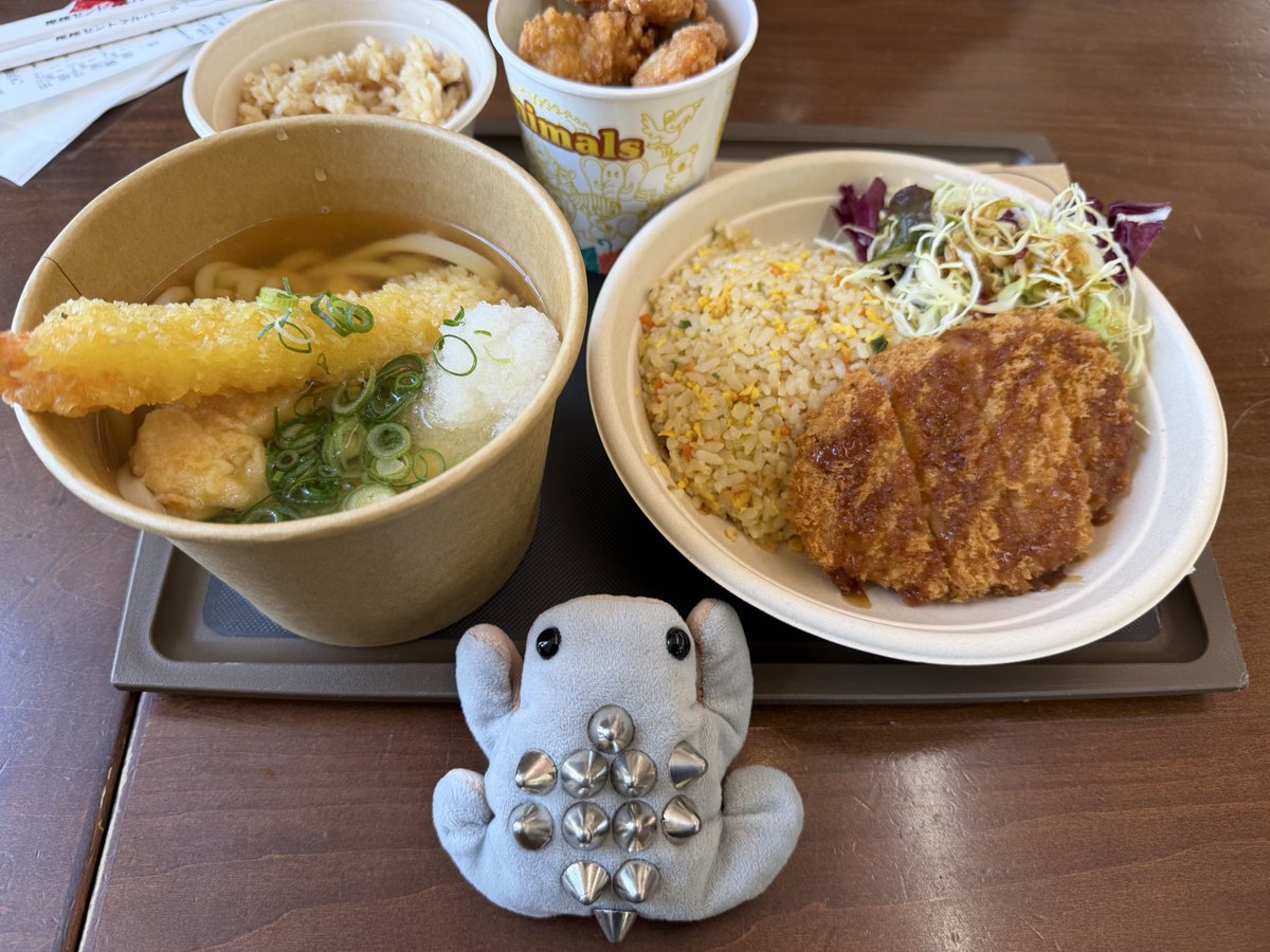 蹴る子♂ tweet media