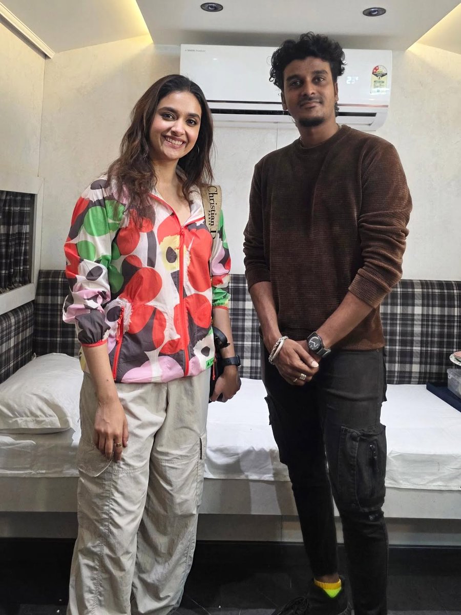 Trends Keerthy tweet media