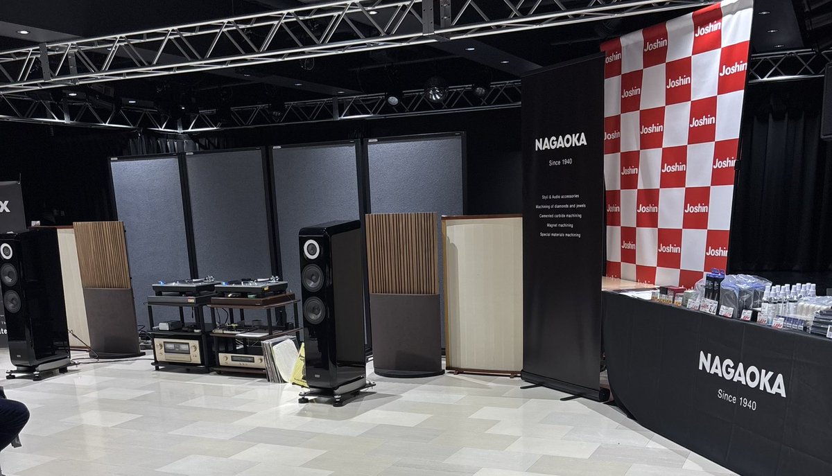 NAGAOKA_coltd's tweet image. 🙇‍♂️
本日Joshin日本橋店7階にて3社合同イベントが始まりました❗️😊
ナガオカは16時からになります🎶
お時間ございましたら是非お越しください‼️

#analog #rock #jazz #guitar #オーディオ #audio 
#ギター　#レコード