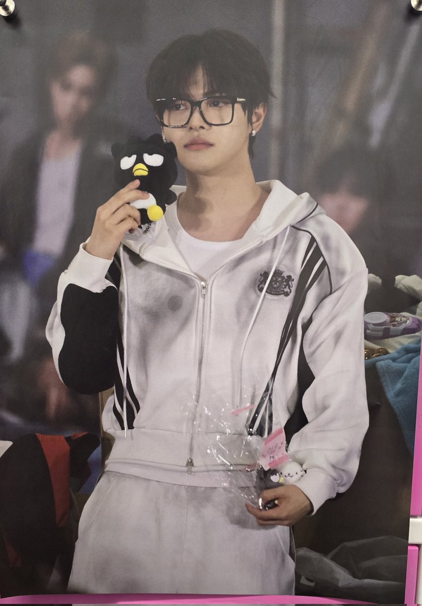 무채 tweet media