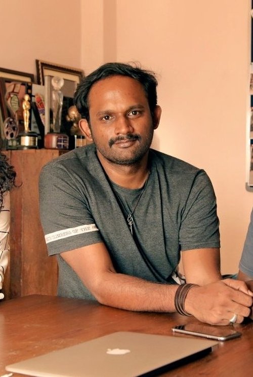 _MovieTamil's tweet image. #VijaySethupathi Recent 👀 

- Director #Manikandan told me that this is the first time he is working with a fight master.

- #BalajiTharaneetharan is also working with a fight master for the first time now.

- So, for the first time, both Balaji Tharaneetharan and Manikandan are