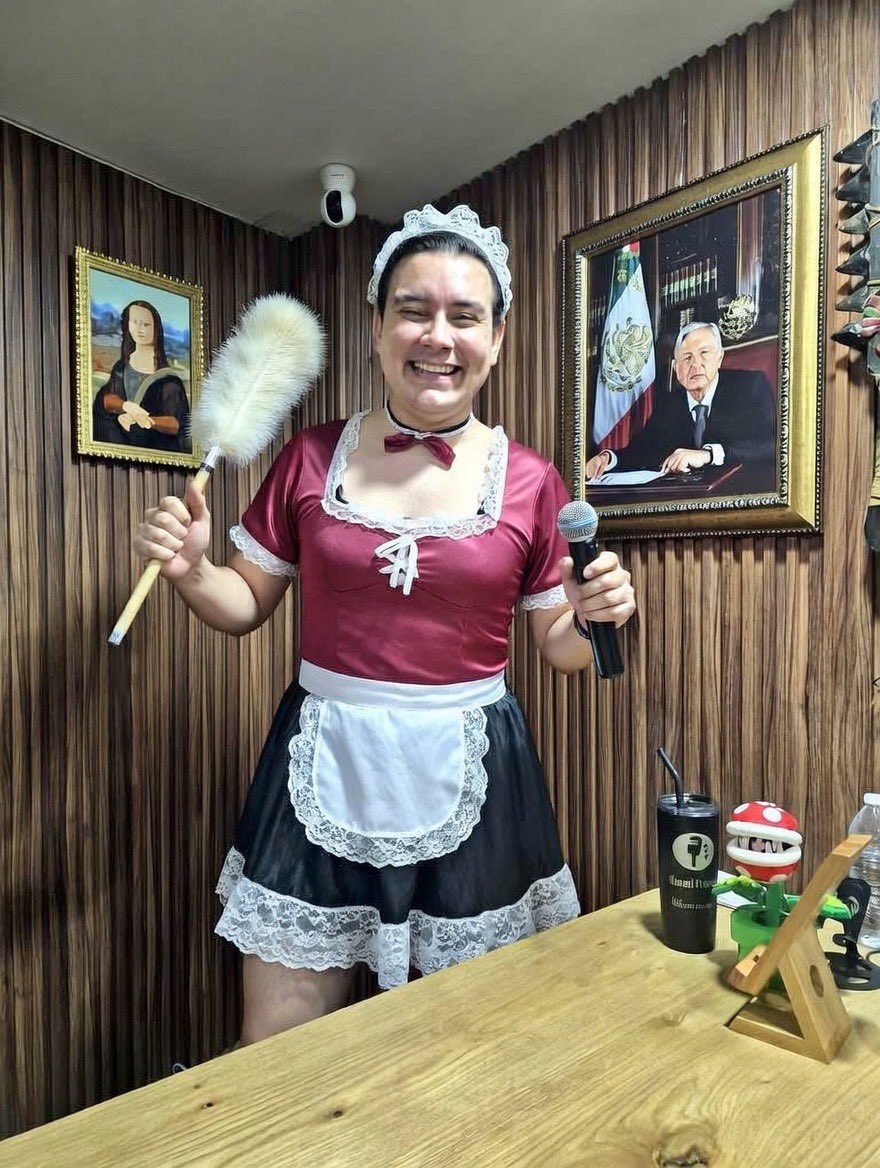 <a href="/YosoyPedrero/">Manuel Pedrero</a> La perrita desviada  😂😂