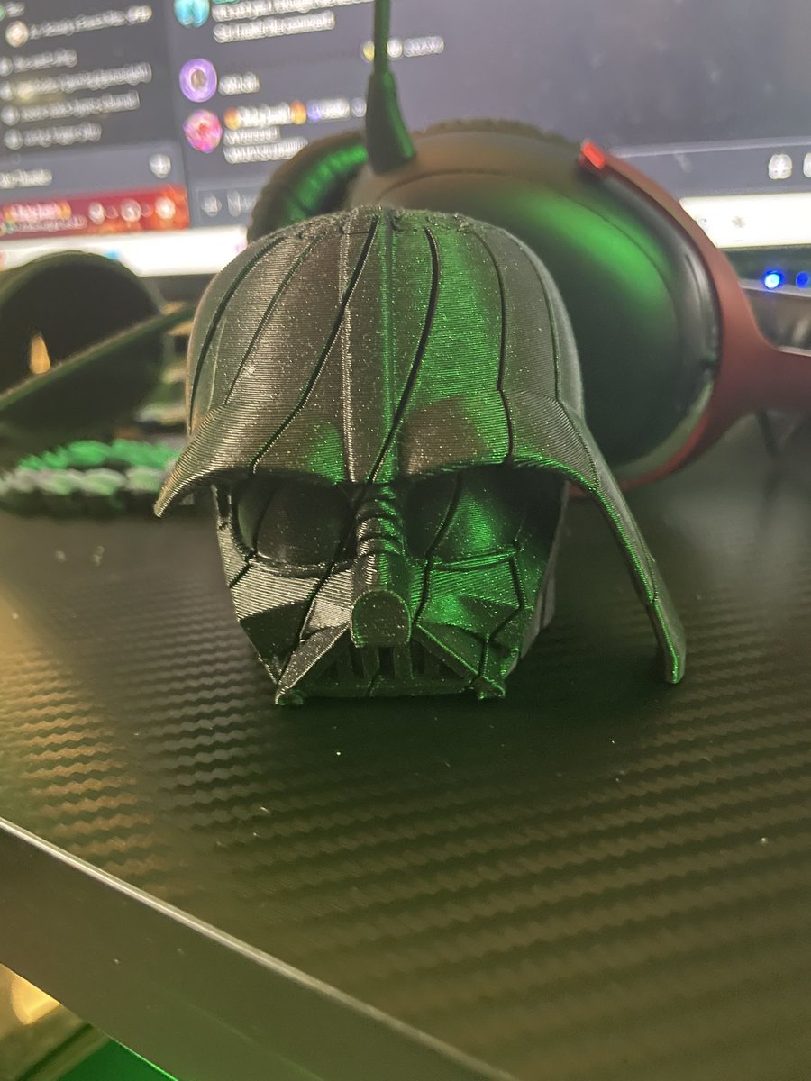 Well you live n learn. Made this darth vader fidget for my dad and it ended up being super brittle.

Wont print fidgets with this filament again 😅