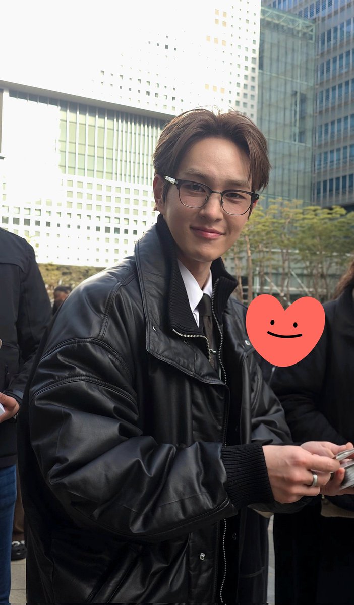 🐰긍정KIM🩷💚 tweet media