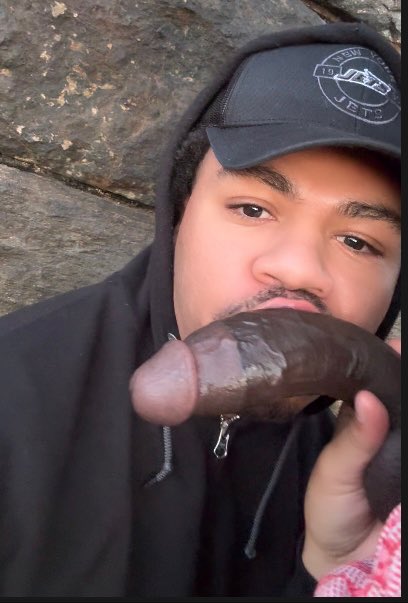 Waiting2die tweet media