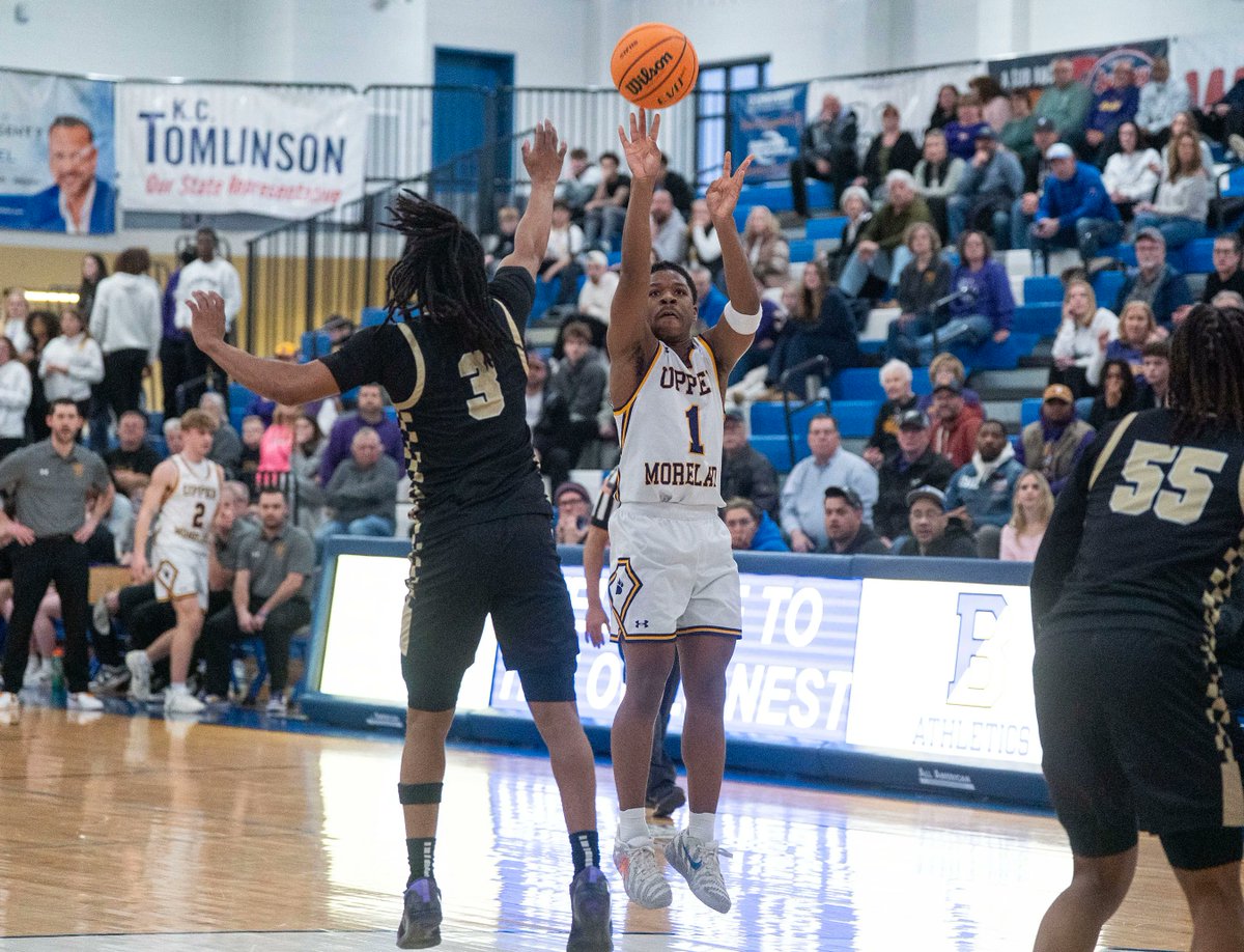 Tom Moore tweet media