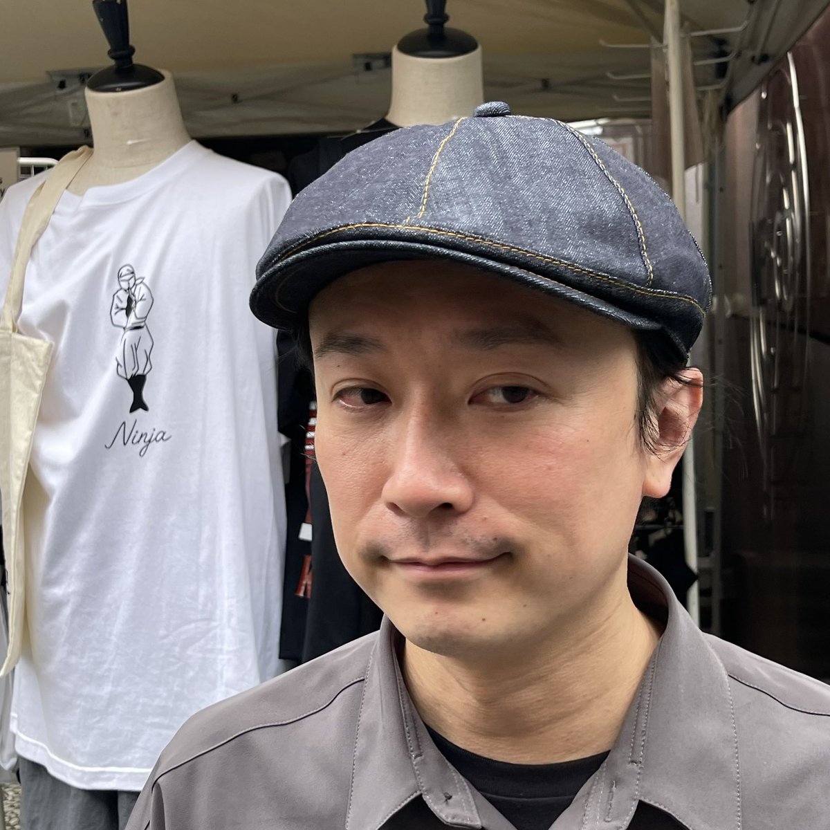 HatlaboKyoto's tweet photo. RETTER
ボテっとしたハンチング帽って感じ!
可愛い&どこか抜けた感じもあって良い感じ!
男性だけじゃなく、女性にもオススメです!
サイズ展開はSsize〜Lsize
カラーは画像のBlueとBlack
日本製ならではのかぶり心地をご堪能くださいませ!
#HATLABO
https://t.co/33mAuy4S4f https://t.co/oUB0Cq36Oz