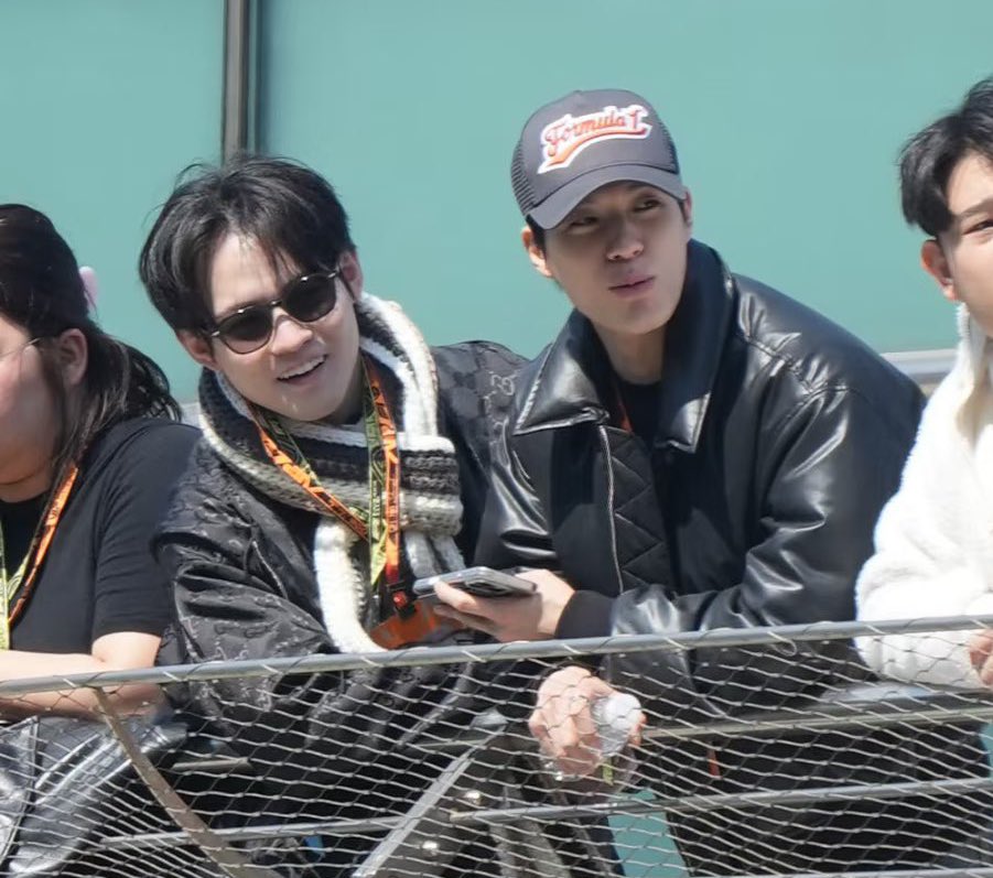 golden state warriors game with mark and f1 shanghai gp sprint race with jeno,  chenle is exactly where he wants to be 🥹🤍