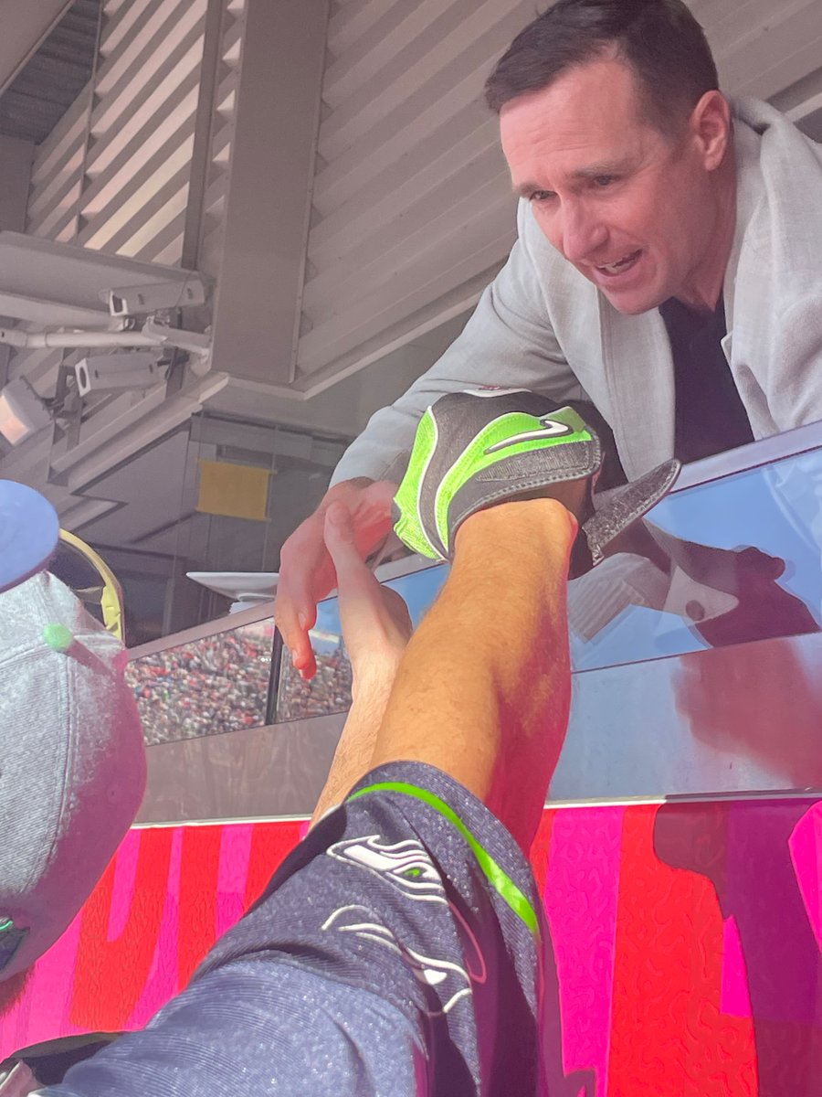 jimmy leggett tweet media