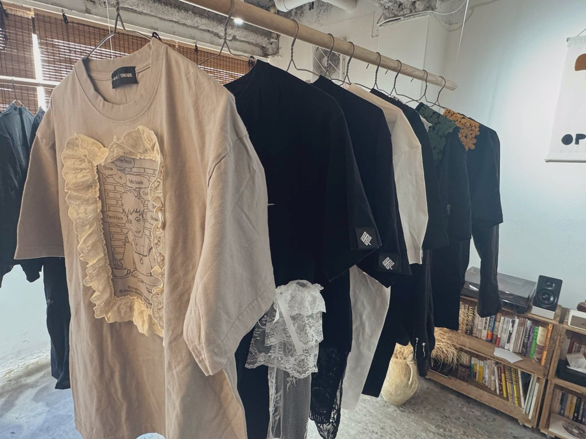 トキキル tweet media