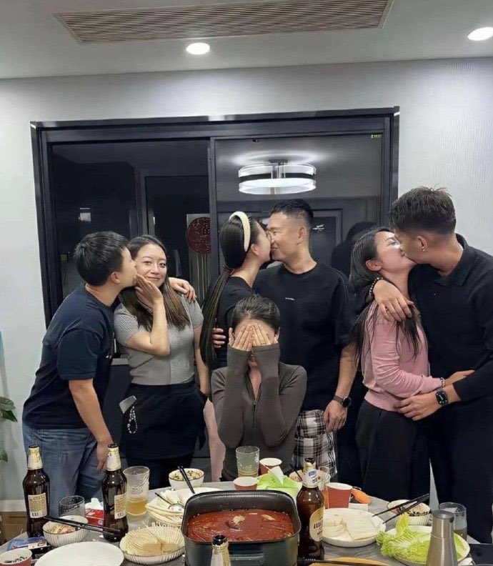 孟嘉烨 tweet media