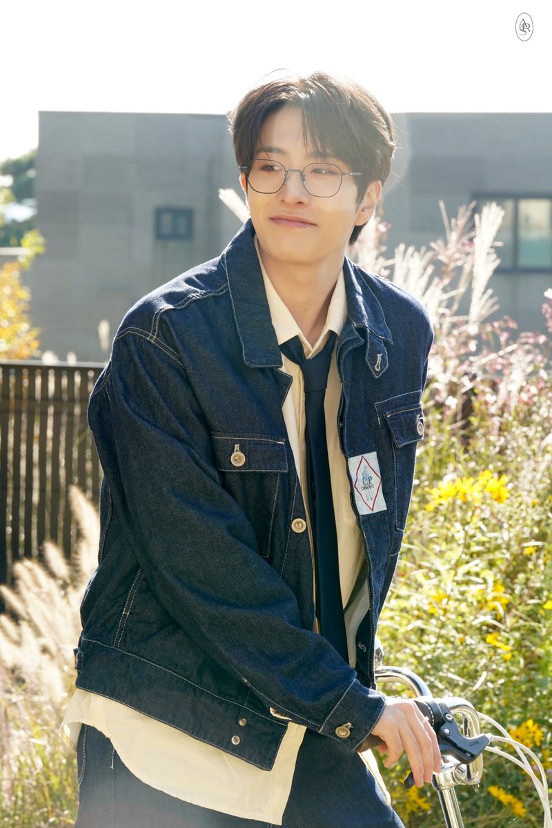 영재 YOUNGJAE tweet media