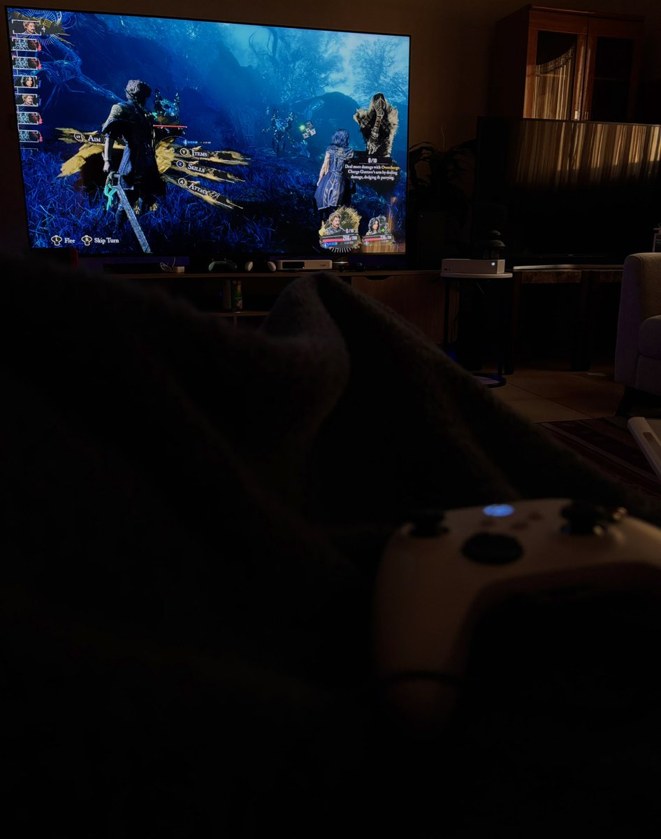 TrickyHunter03 tweet media