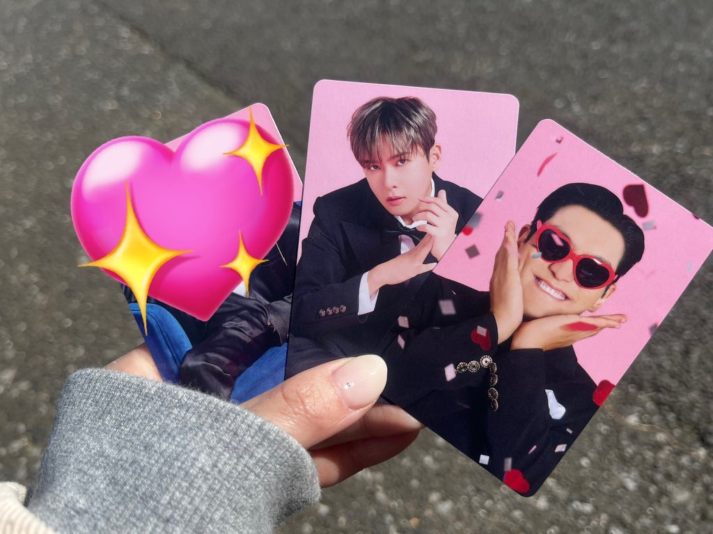 gyuuu3's tweet photo. SUPERJUNIOR 会場購入特典 トレカ交換お願いします。

譲 ▷リョウク、シウォン
求 ▷ キュヒョン(💙優先)

郵送希望です。
条件合う方おられましたらリプ、またはDMをお願いします🙇🏻‍♀️ https://t.co/LOaD2ZpxRY