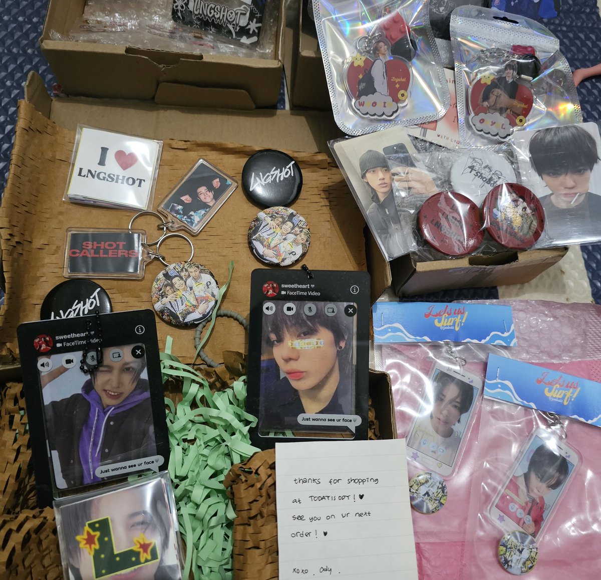 reldeline's tweet photo. =͟͟͞͞📦 #LNGSHOT happy mails arrived♡ 📬

꒰ (*´▽｀*)🛍 tysm @todayisody @hokukoru @jualedit @keiyspace @CatychStudio 𐙚💌꒱

#롱샷 https://t.co/ARXYqxNZrd