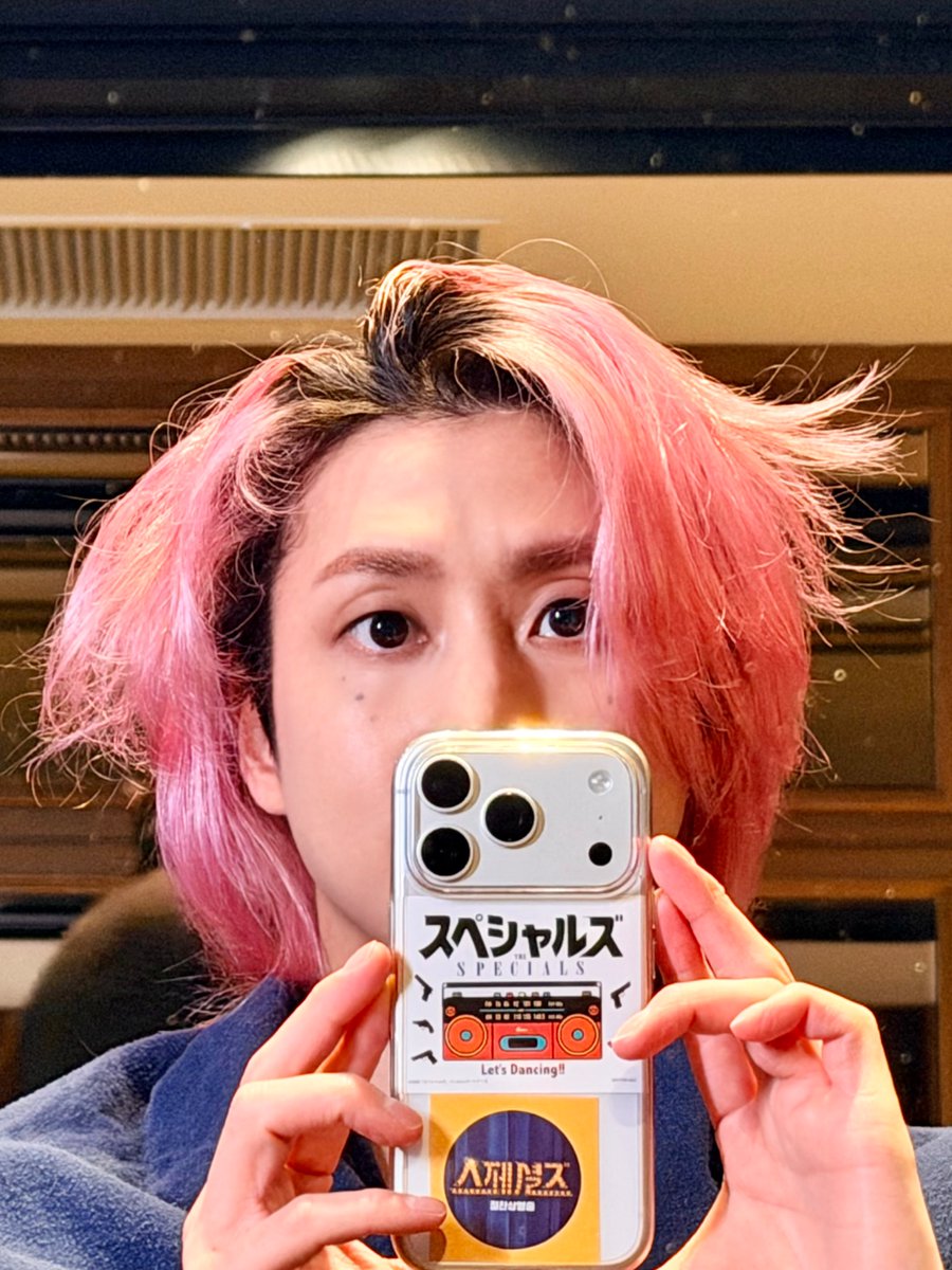 SAK_SAK_SAKUMA's tweet photo. メイクします！ https://t.co/fYIeLsrB6m