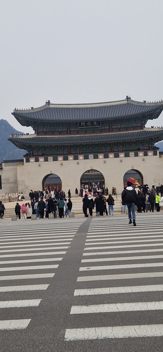 Moony 2.0 tweet media