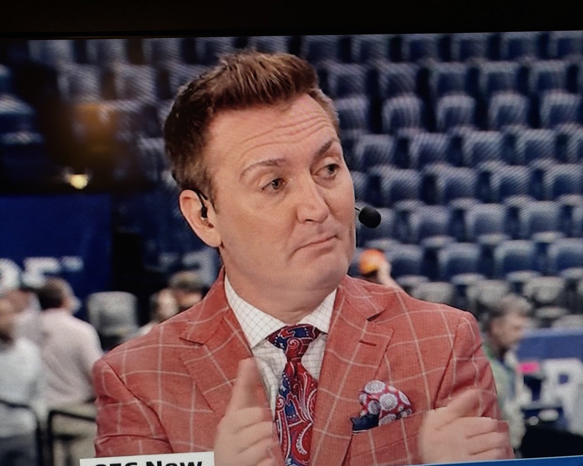 Rob Lewis tweet media