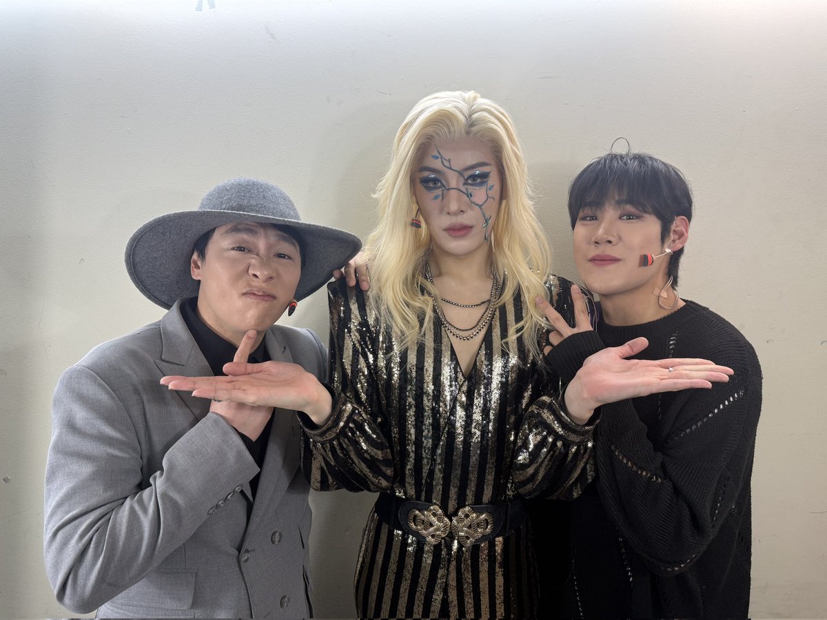 [#이터니티]

"Launch System Completed.
Countdown to 막공"

#노민우 블루닷, #박유덕 머머의
마지막 카운트다운을 함께 해주셔서 감사합니다.

-
𝗠𝗨𝗦𝗜𝗖𝗔𝗟 : 𝗘𝗧𝗘𝗥𝗡𝗜𝗧𝗬 🪐

2025.12.27 - 2026.03.15
NOL 유니플렉스 1관