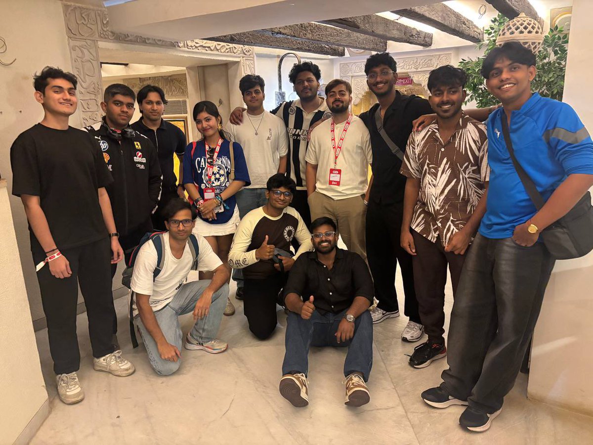 Starknet Outpost tweet media