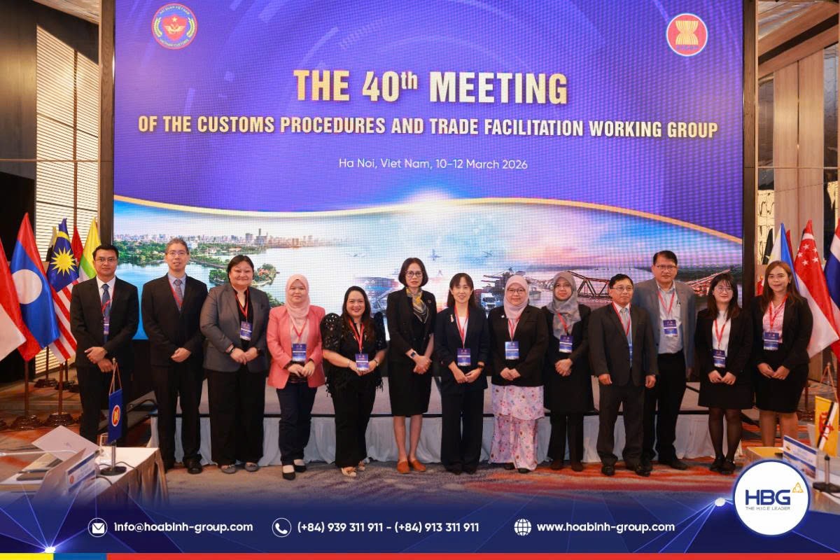 hoabinhgroup's tweet photo. Honored to partner with Vietnam Customs to organize the 40th ASEAN Customs Working Group Meeting (CPTFWG) in Hanoi! 🇻🇳🤝
From Mar 10-12, this successful event marked a huge step for regional trade and proved HBG’s expertise in world-class M.I.C.E solutions! 
#HBG #ASEAN https://t.co/wv8AWXLbub