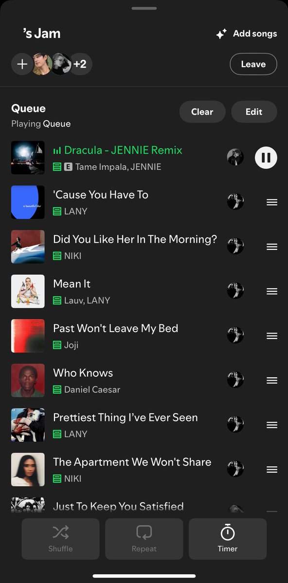 วาเล tweet media