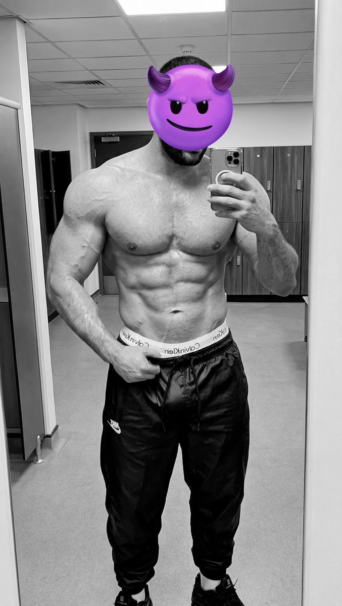 britchavuk tweet media