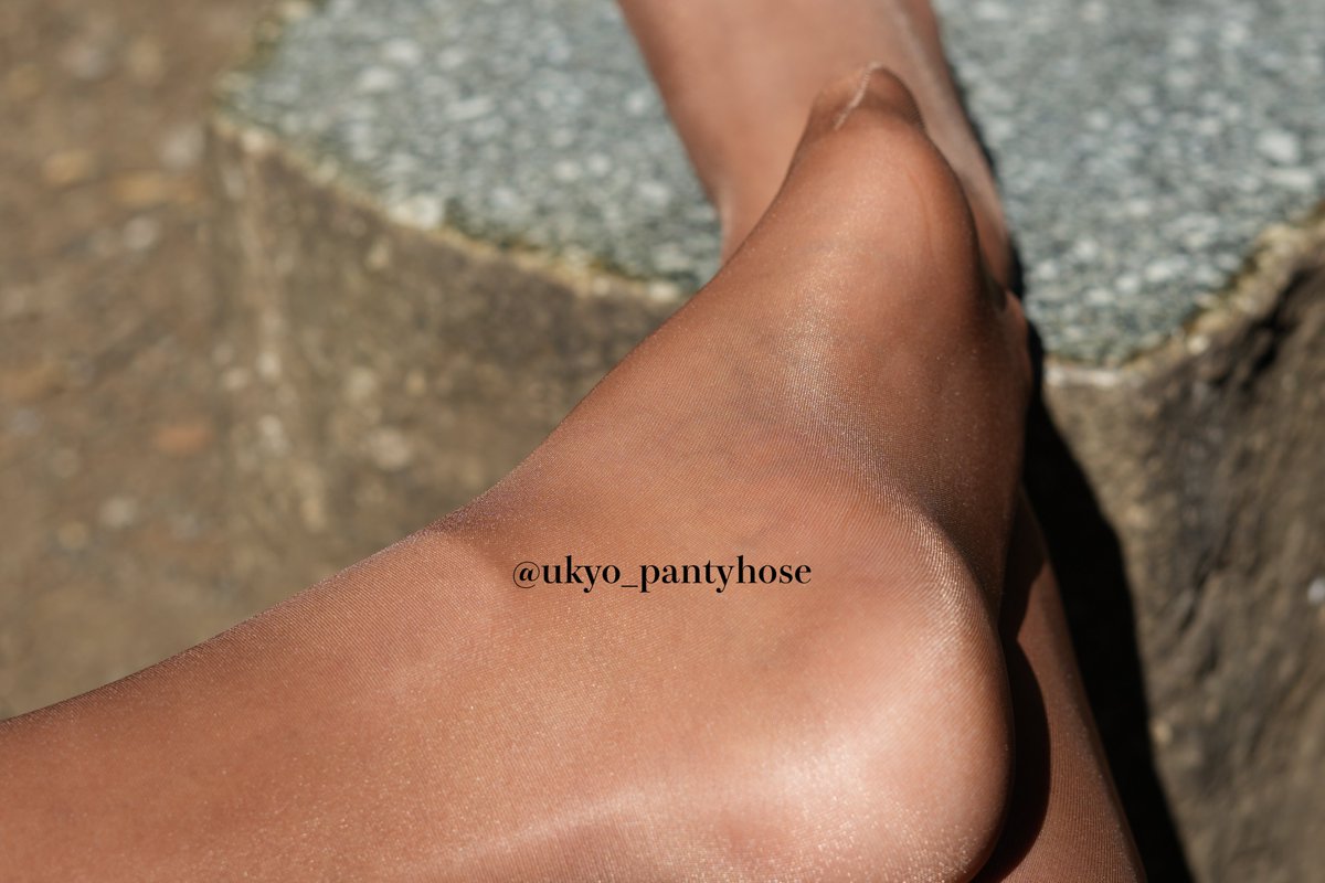 ウキョウ@パンスト tweet media