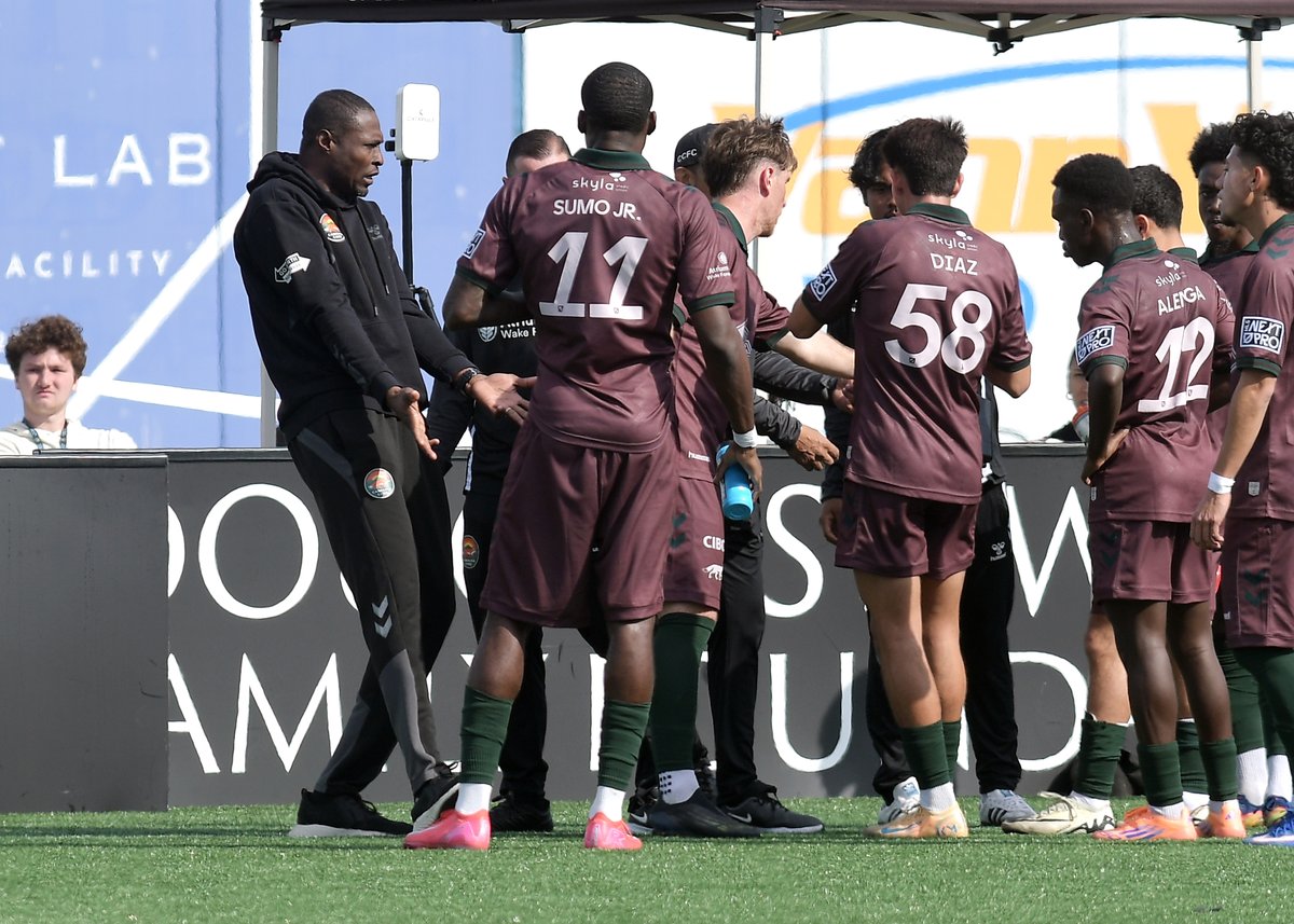 Michael Lindsay tweet media