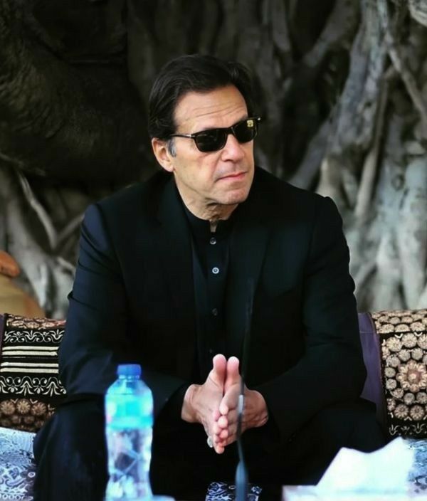 itx_fatih's tweet photo. انسانی جان کی قدر کرنا ہم سب کی ذمہ داری ہے۔
#خان_کو_شفا_ہسپتال_منتقل_کرو
@TeamPakPower
@MNasirqadri62
@sahib94954474 
@ItxFatih_1 
@unisa_mehr57565
@AbuBakar6778818
@MuhammadIm92934
@Sahiranasir_    
@AQayoumKhanPTI
@FaizanA0342966
@Meerreyaz87life https://t.co/PZ6N4IVGEH